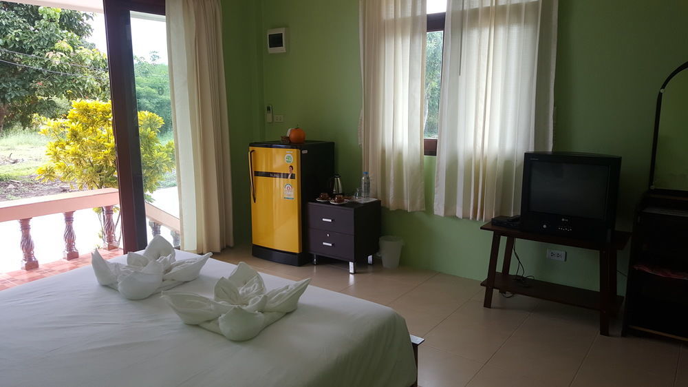 Naka Mountain View Resort Ao Nang Buitenkant foto